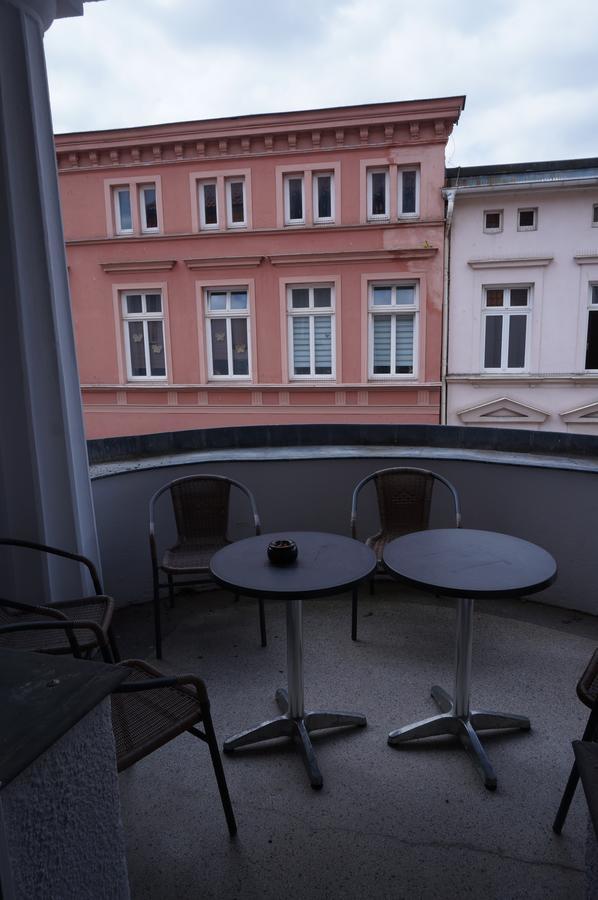 Sweet Dream Hostel & Pension - Self Check-In Гюстров Екстер'єр фото